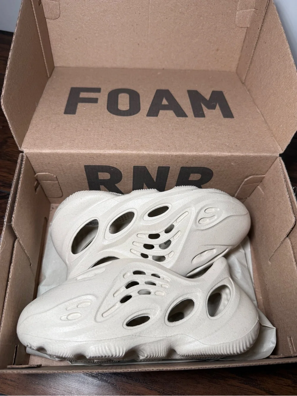 adidas Kids YZY Foam RNR Clog in Cream